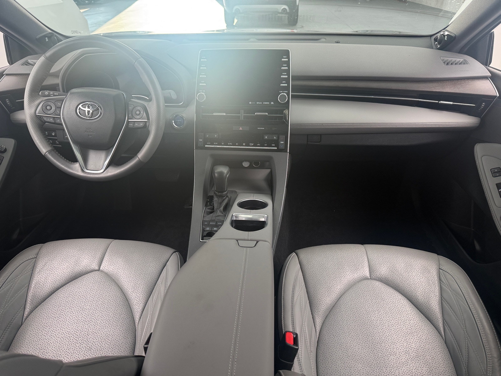 Thumbnail: 2020 Toyota Avalon - 2