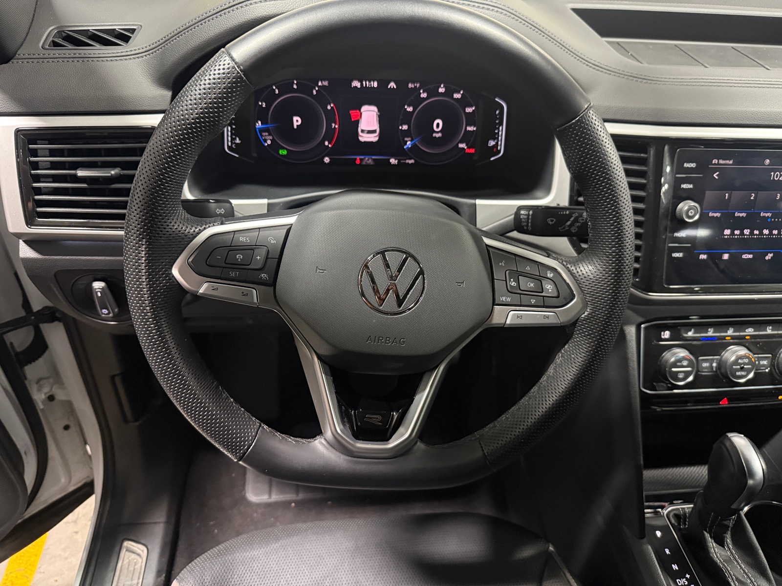 Thumbnail: 2023 Volkswagen Atlas - 5