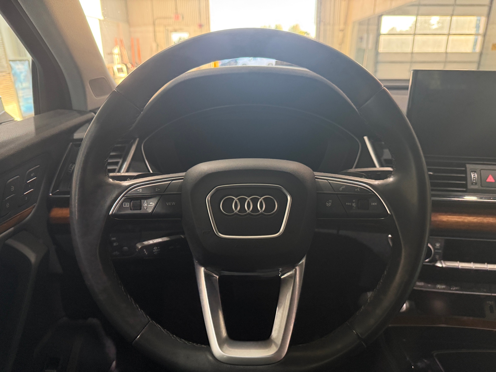 Thumbnail: 2023 Audi Q5 - 5