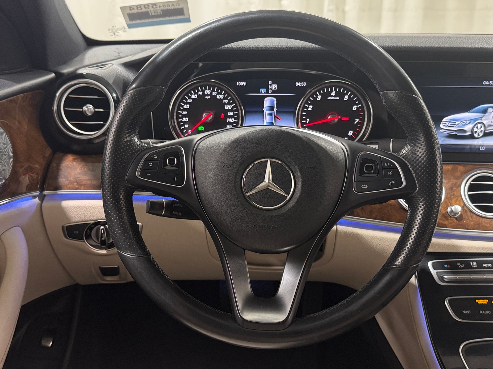 Thumbnail: 2017 Mercedes-Benz E-Class - 4
