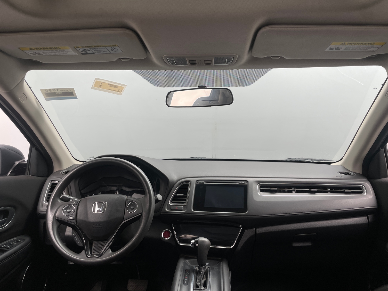 Thumbnail: 2016 Honda HR-V - 3