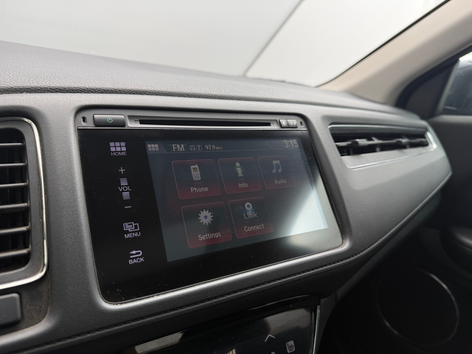 Thumbnail: 2016 Honda HR-V - 4