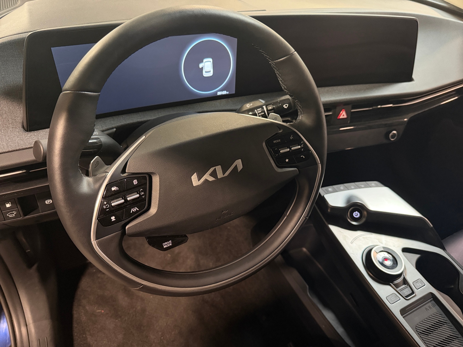Thumbnail: 2023 Kia EV6 - 4