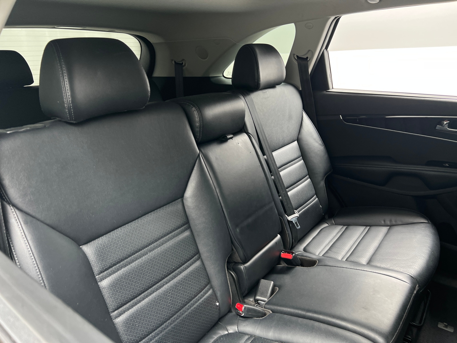 Thumbnail: 2019 Kia Sorento - 5