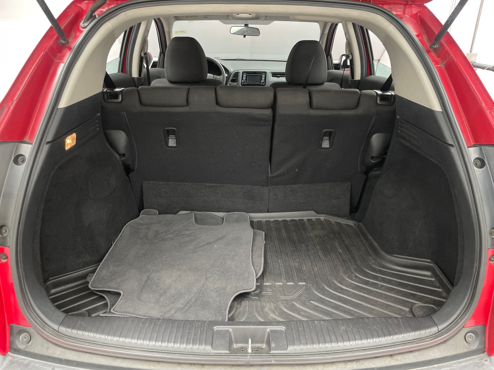 Thumbnail: 2016 Honda HR-V - 7
