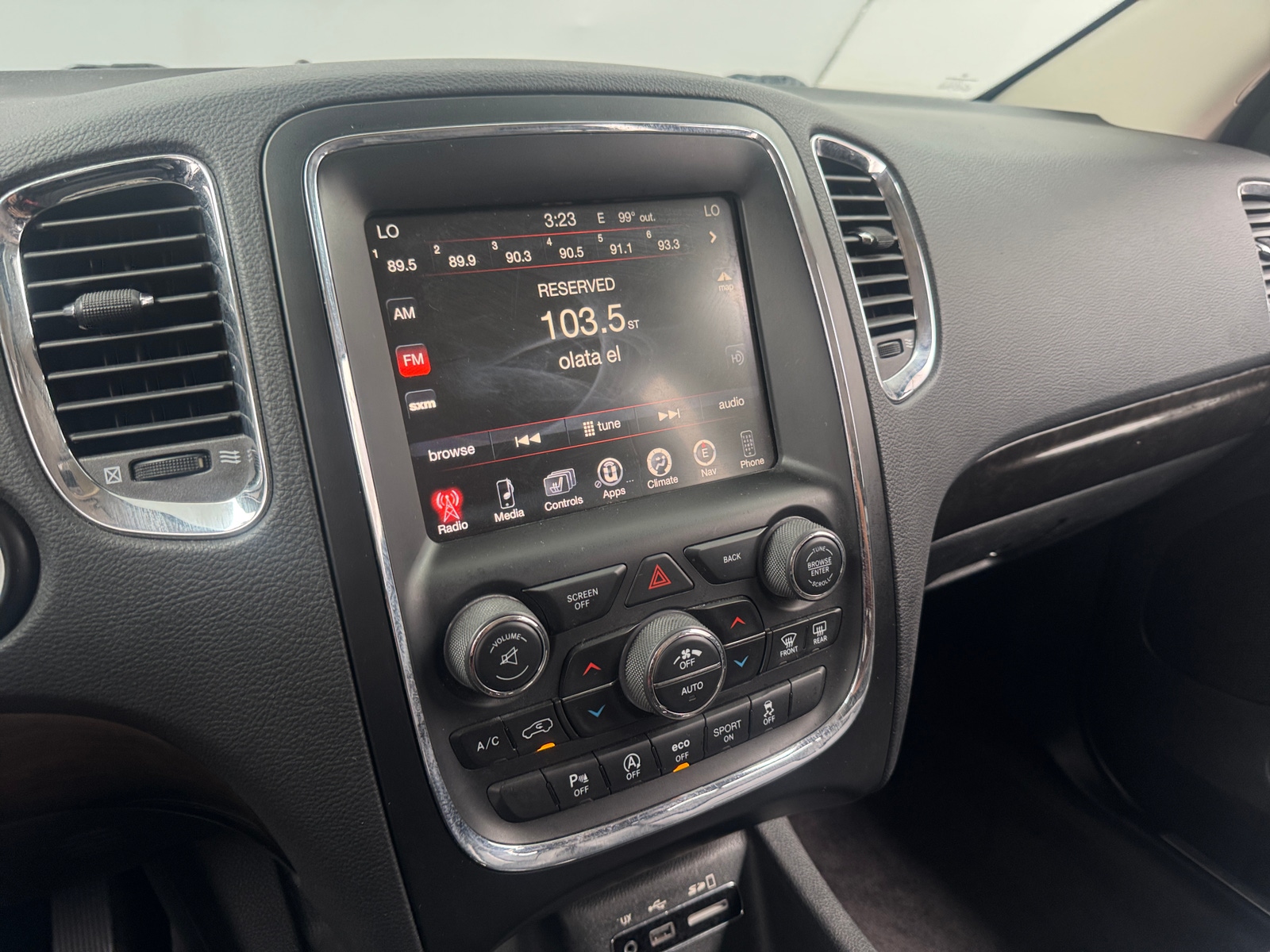Thumbnail: 2016 Dodge Durango - 3