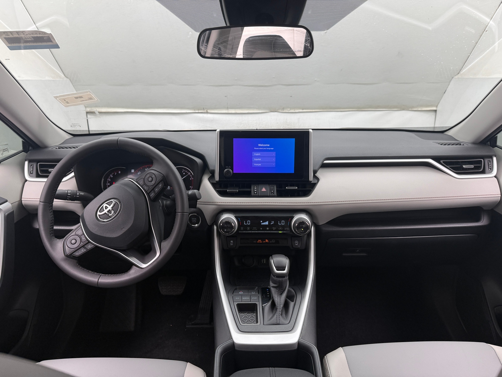 Thumbnail: 2025 Toyota RAV4 - 2