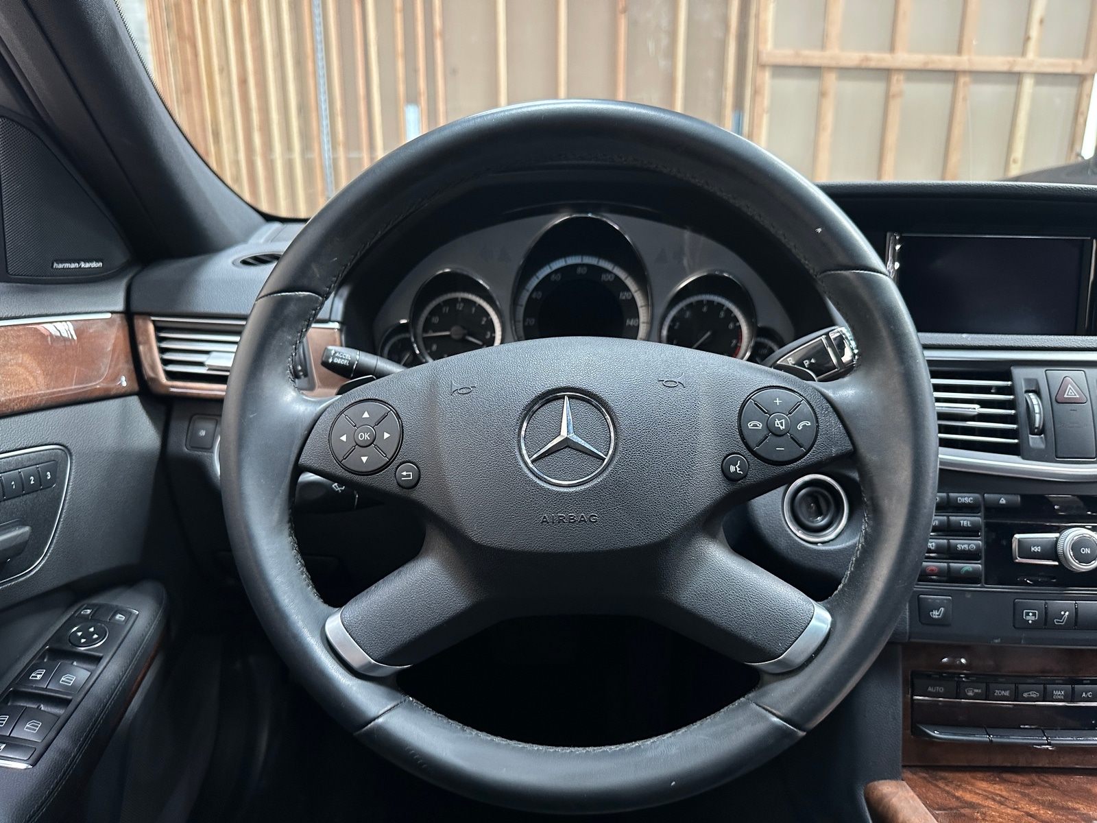 Thumbnail: 2012 Mercedes-Benz E-Class - 4
