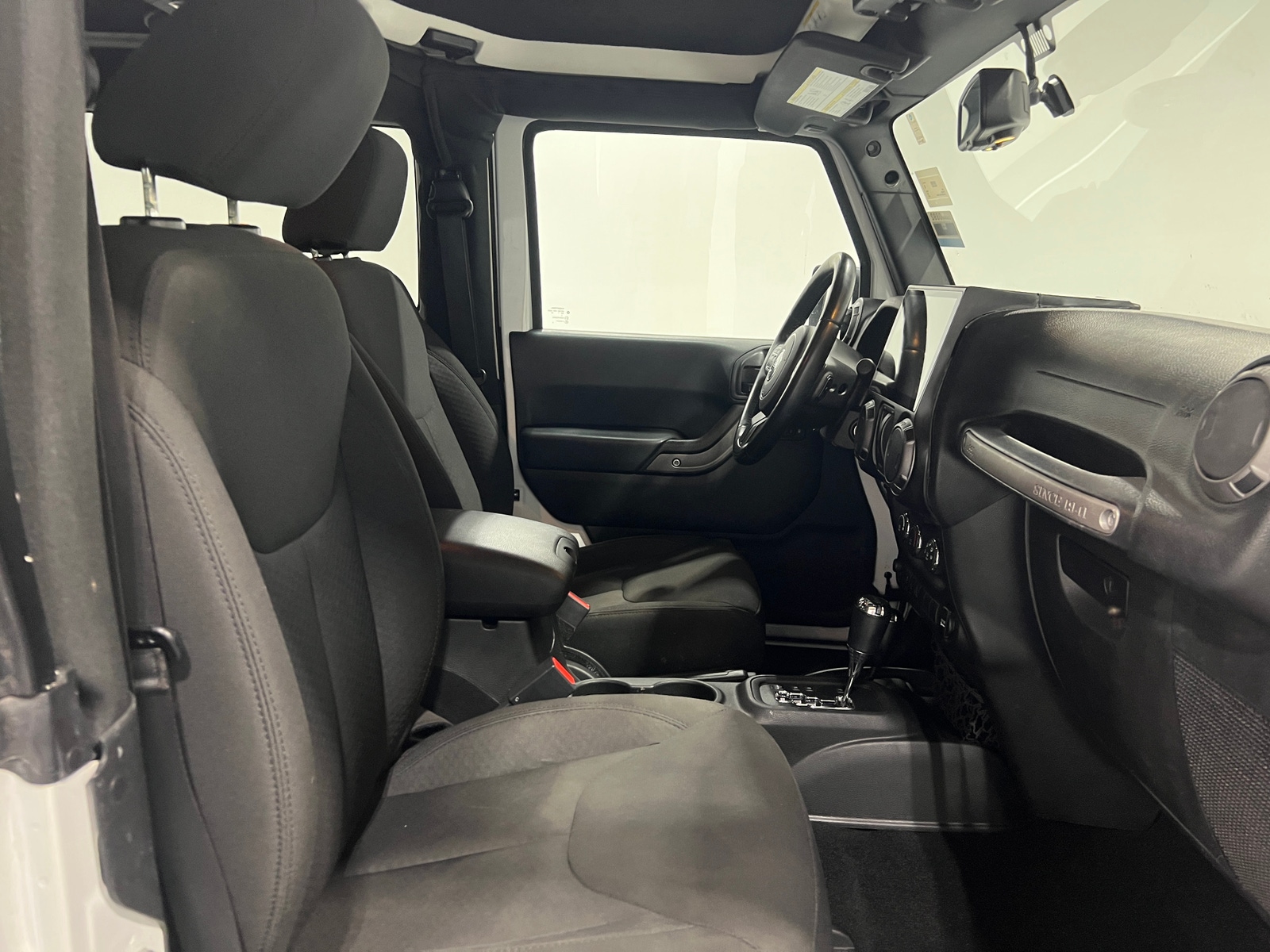 Thumbnail: 2017 Jeep Wrangler - 2