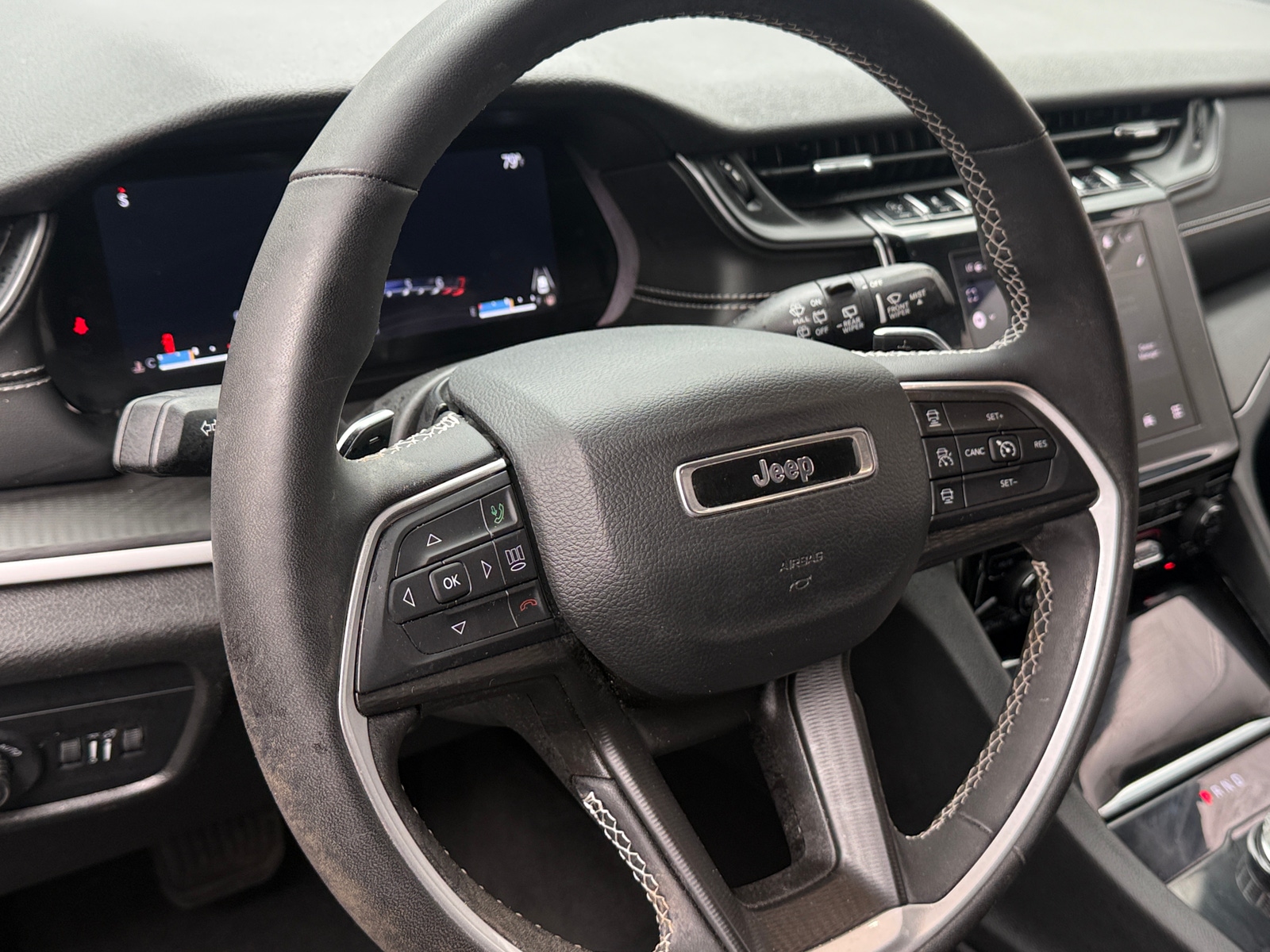 Thumbnail: 2023 Jeep Grand Cherokee - 4