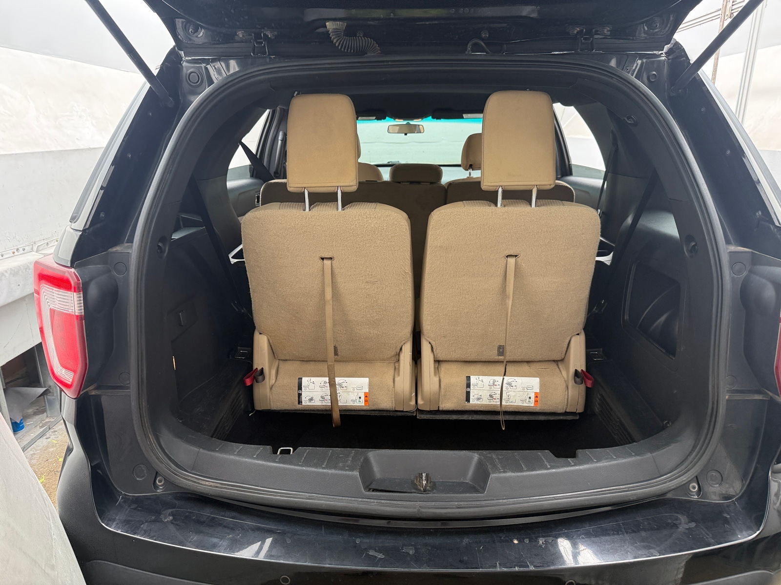 Thumbnail: 2016 Ford Explorer - 7