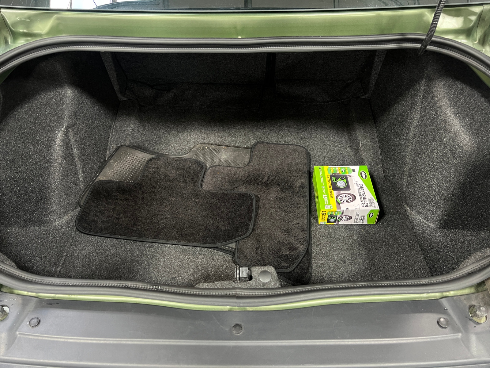 Thumbnail: 2019 Dodge Challenger - 4