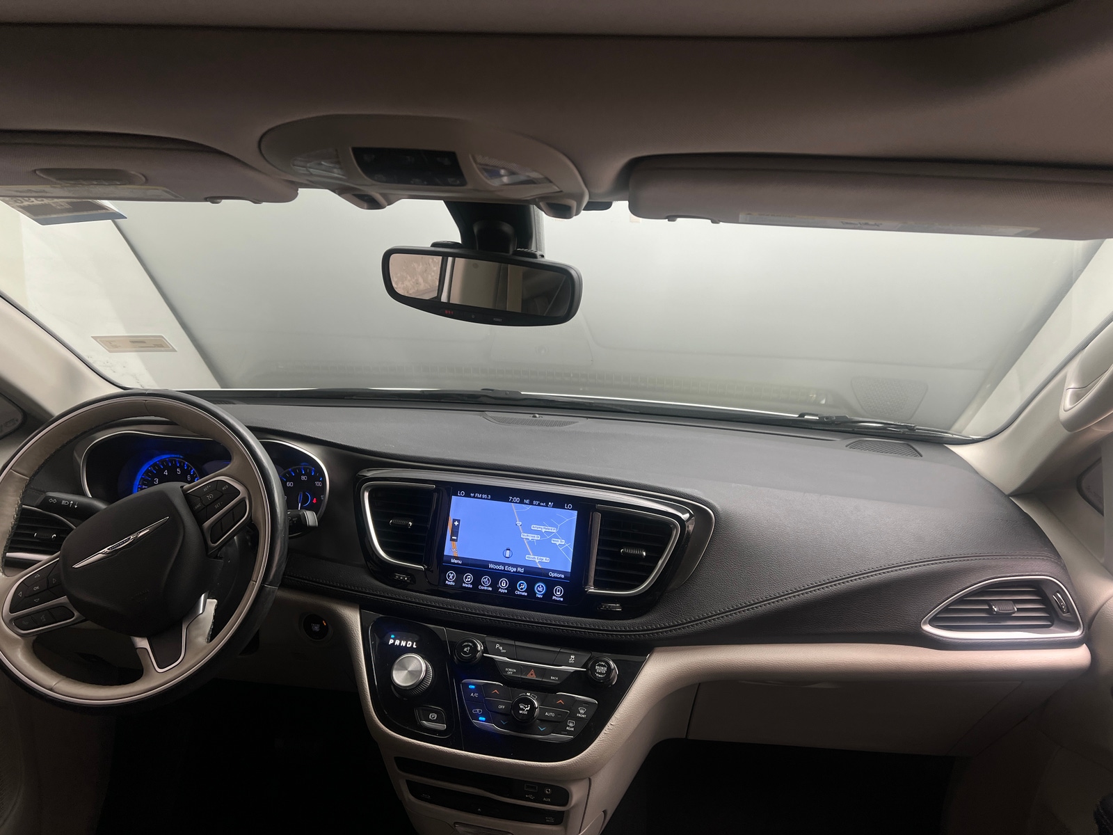 Thumbnail: 2017 Chrysler Pacifica - 2