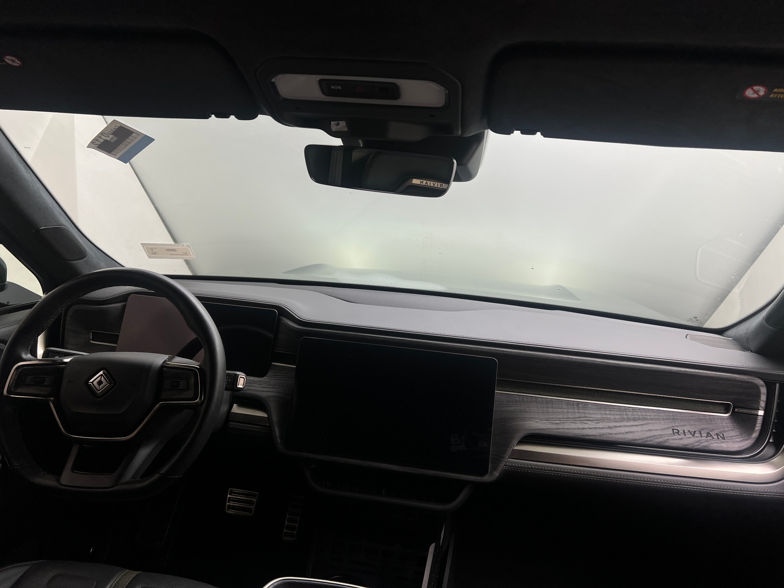 Thumbnail: 2023 Rivian R1T - 3