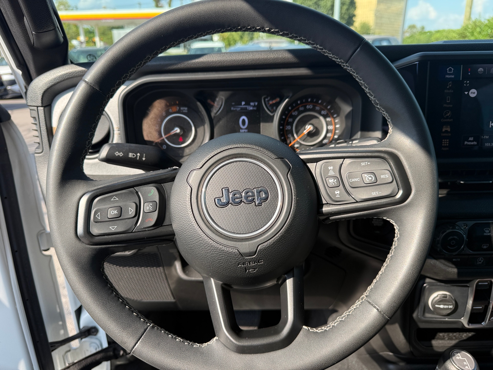 Thumbnail: 2025 Jeep Wrangler - 5
