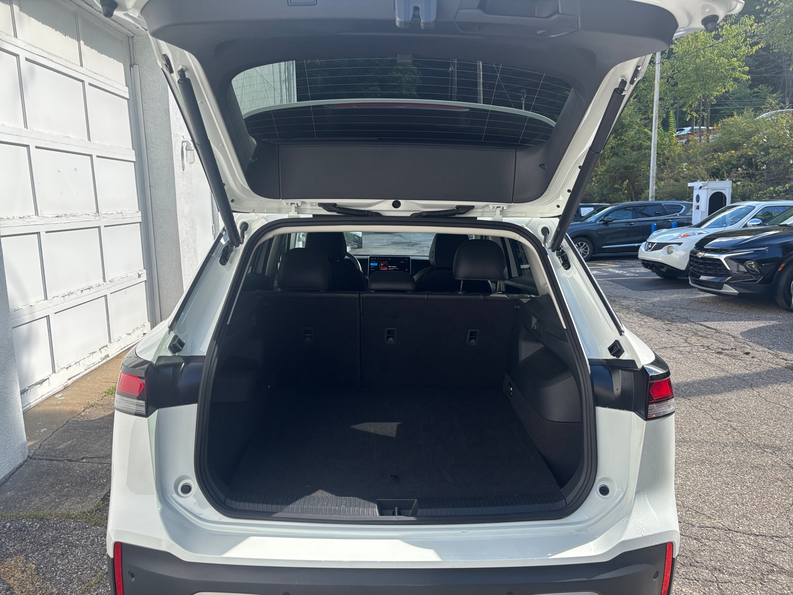 Thumbnail: 2026 Volkswagen Tiguan - 5