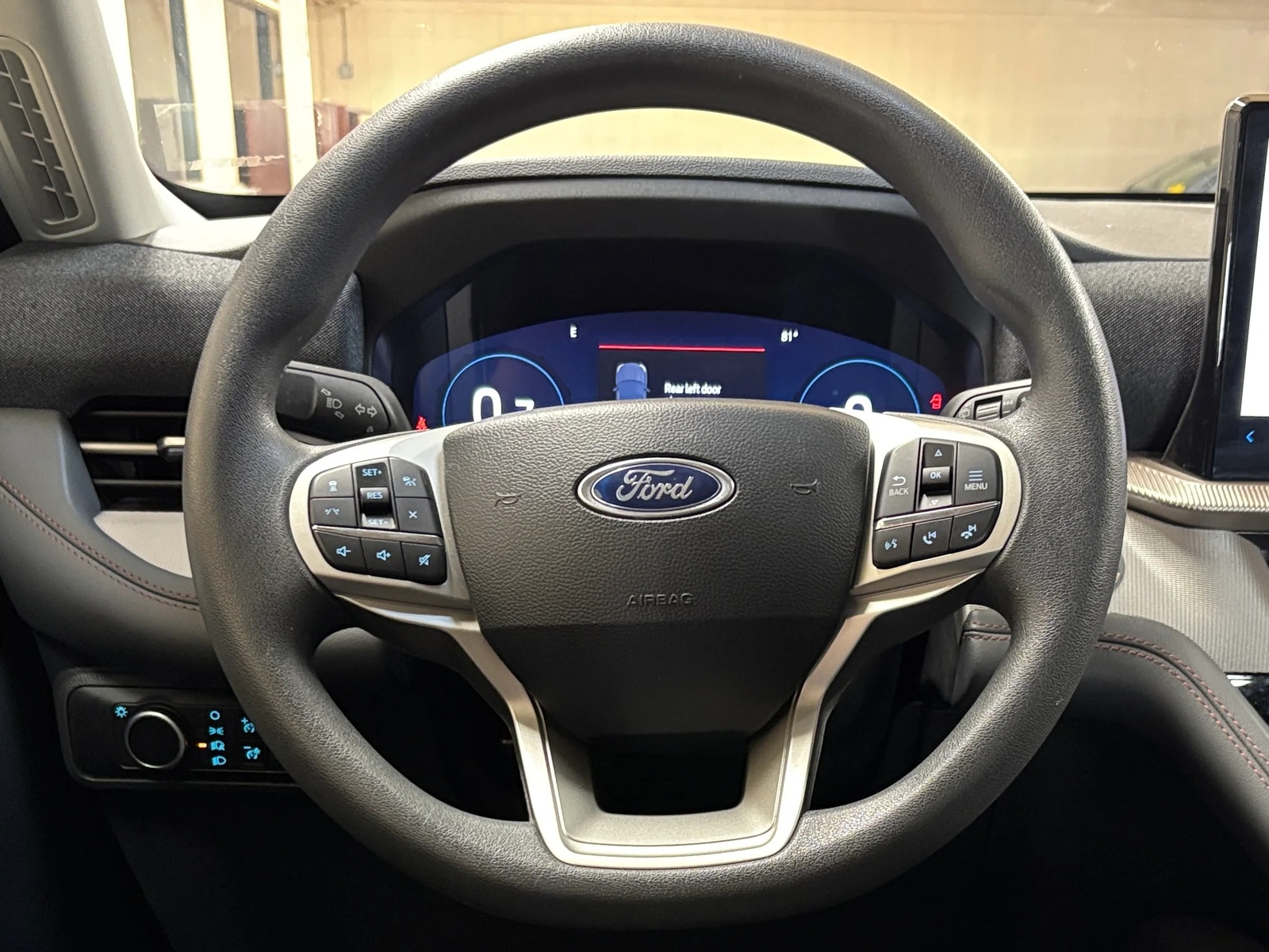 Thumbnail: 2026 Ford Explorer - 5