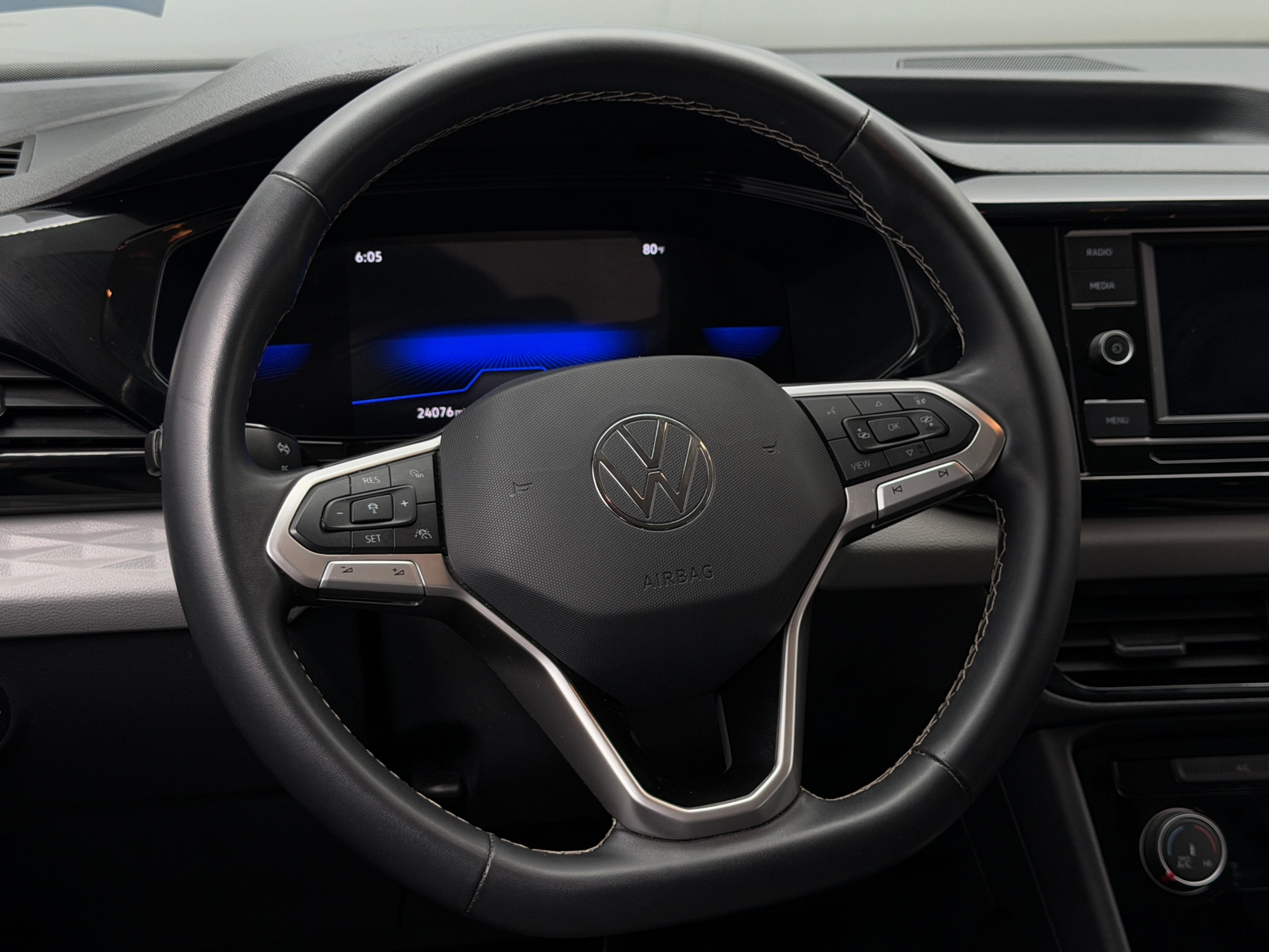 Thumbnail: 2024 Volkswagen Taos - 5