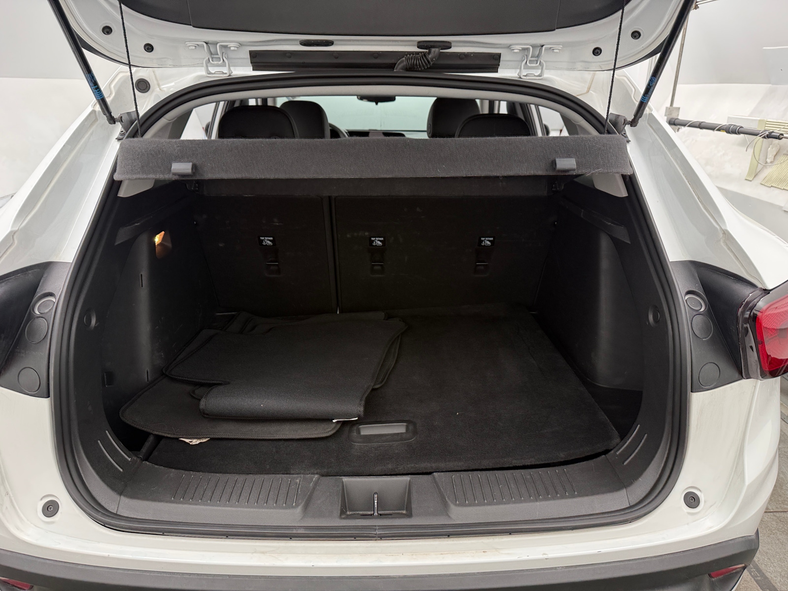 Thumbnail: 2025 Chevrolet Trax - 6