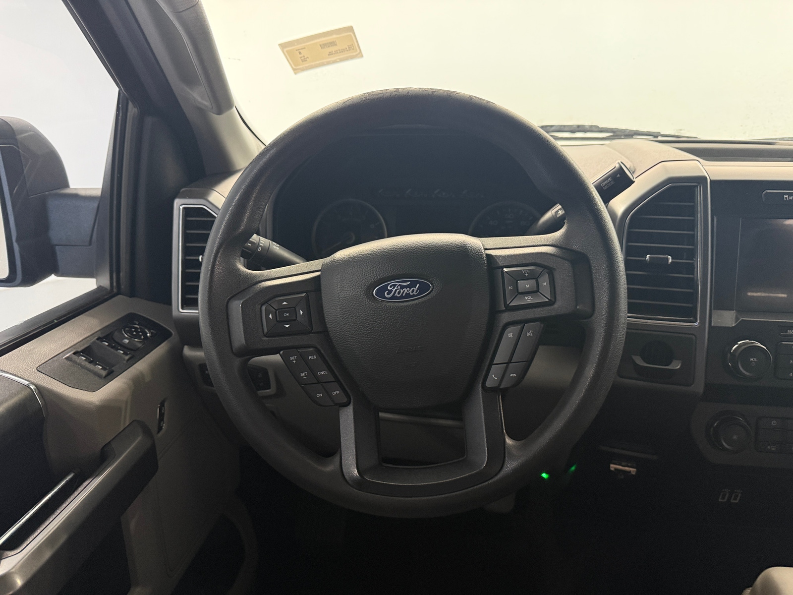 Thumbnail: 2020 Ford Econoline - 5