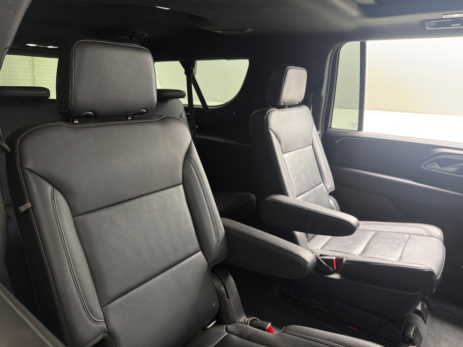 Thumbnail: 2021 Chevrolet Suburban - 5