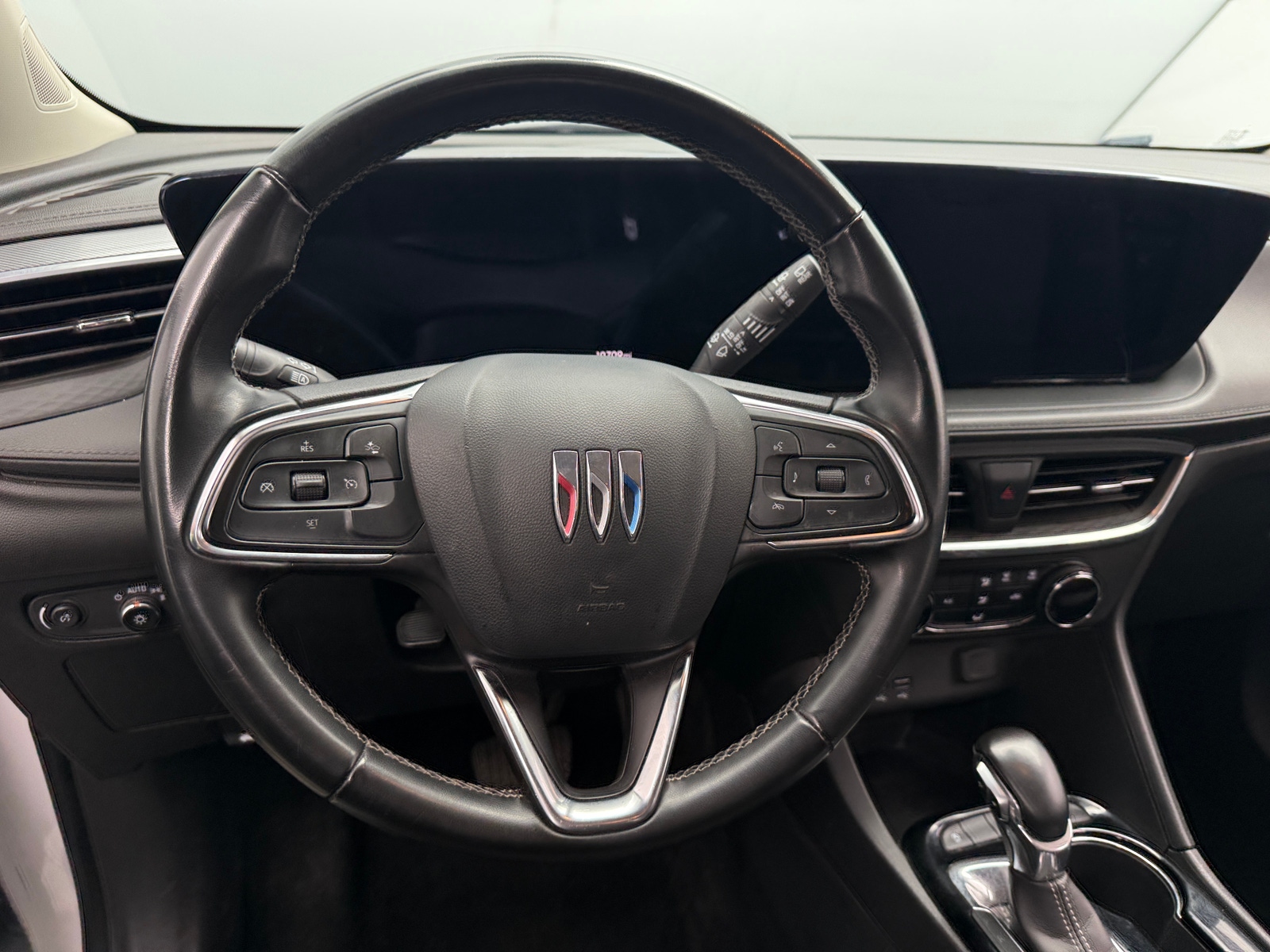 Thumbnail: 2024 Buick Encore GX - 4