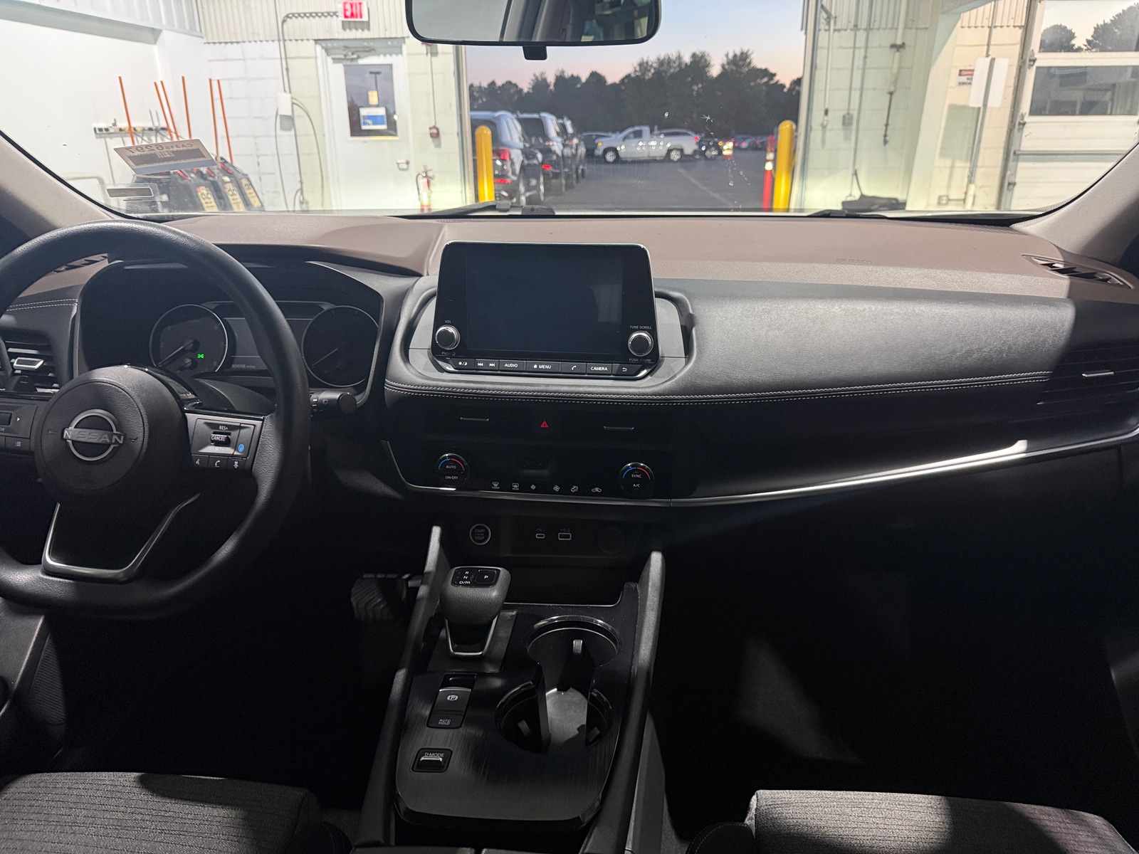 Thumbnail: 2023 Nissan Rogue - 3