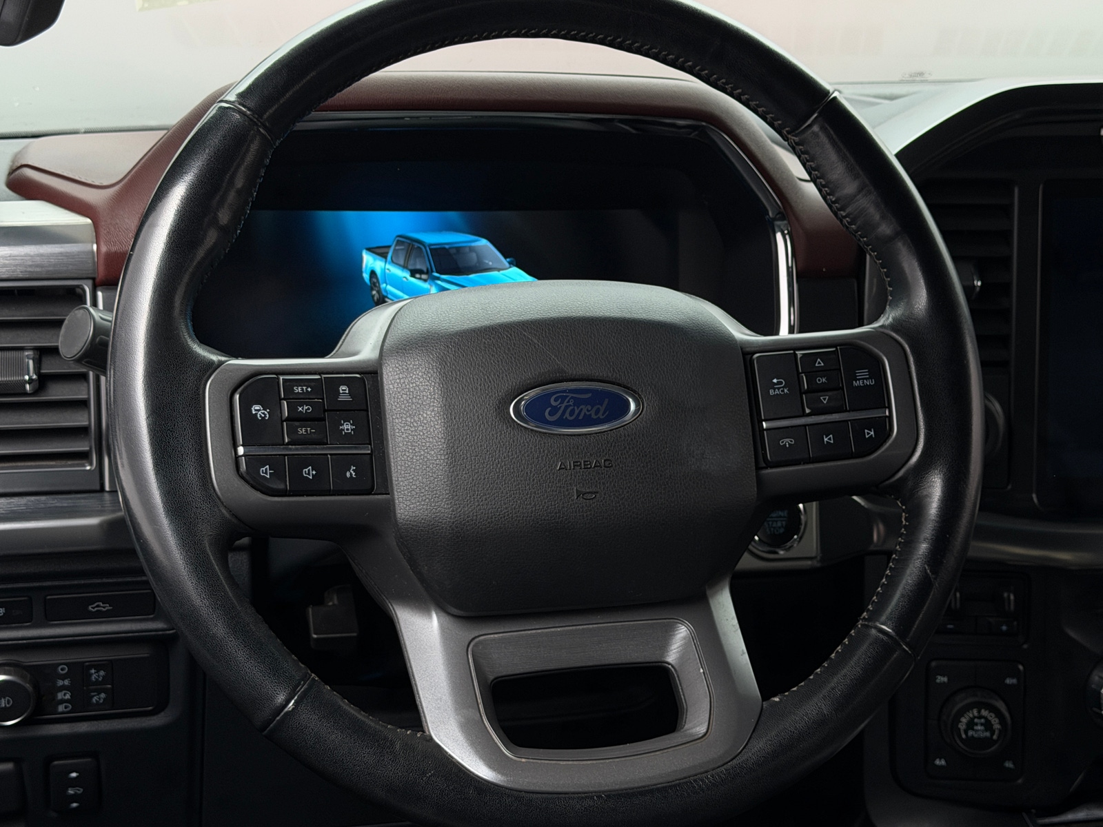 Thumbnail: 2022 Ford Econoline - 4