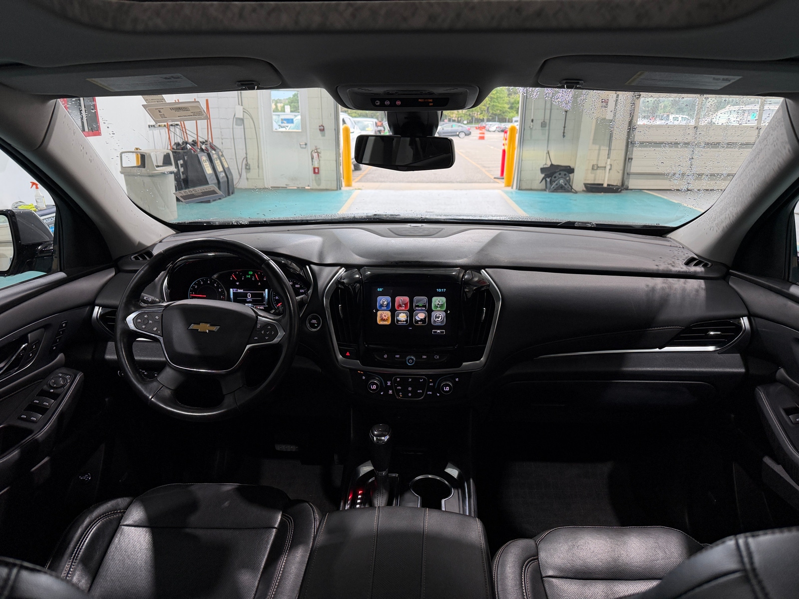 Thumbnail: 2019 Chevrolet Traverse - 2