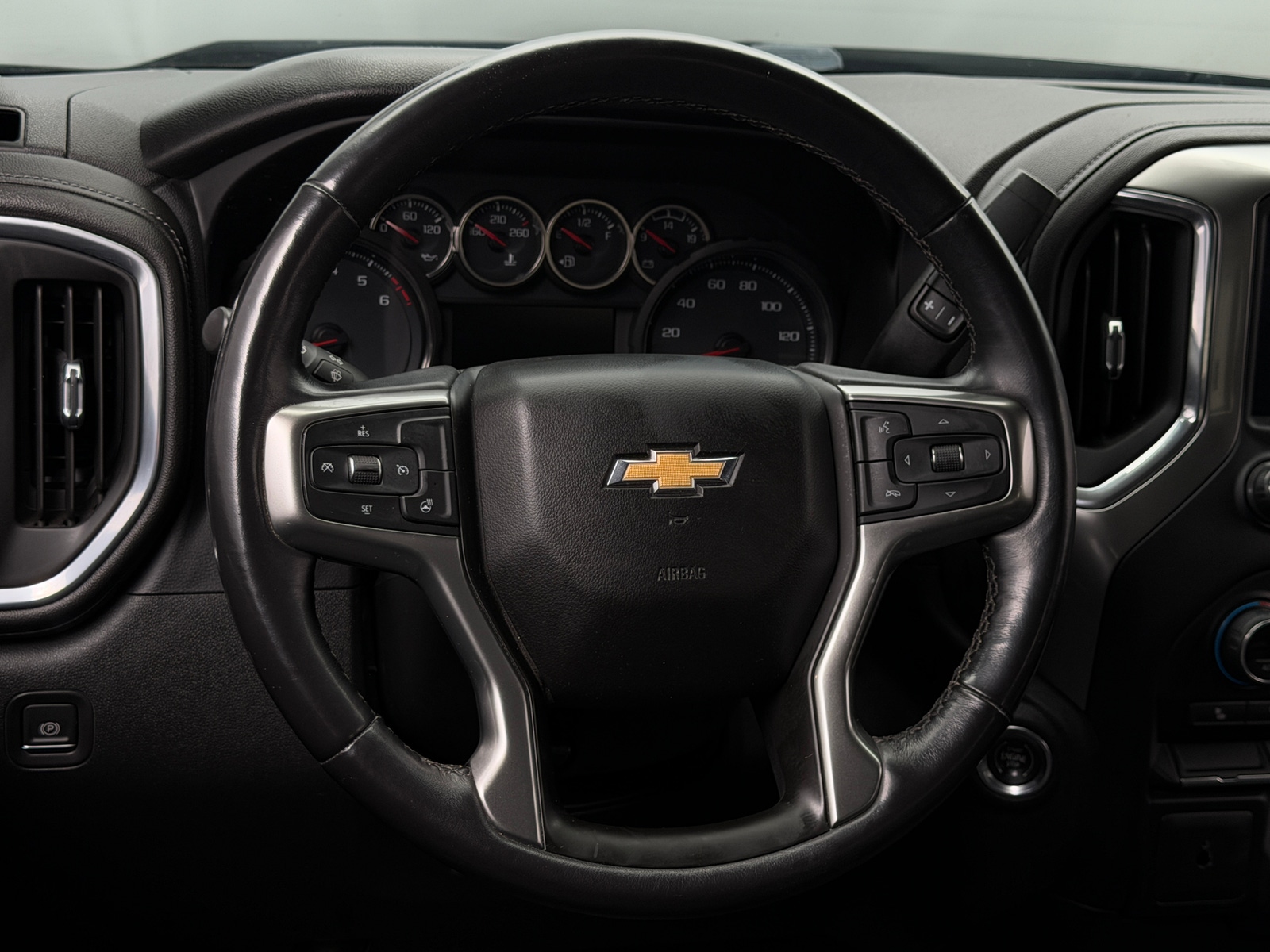 Thumbnail: 2021 Chevrolet Silverado 1500 - 5