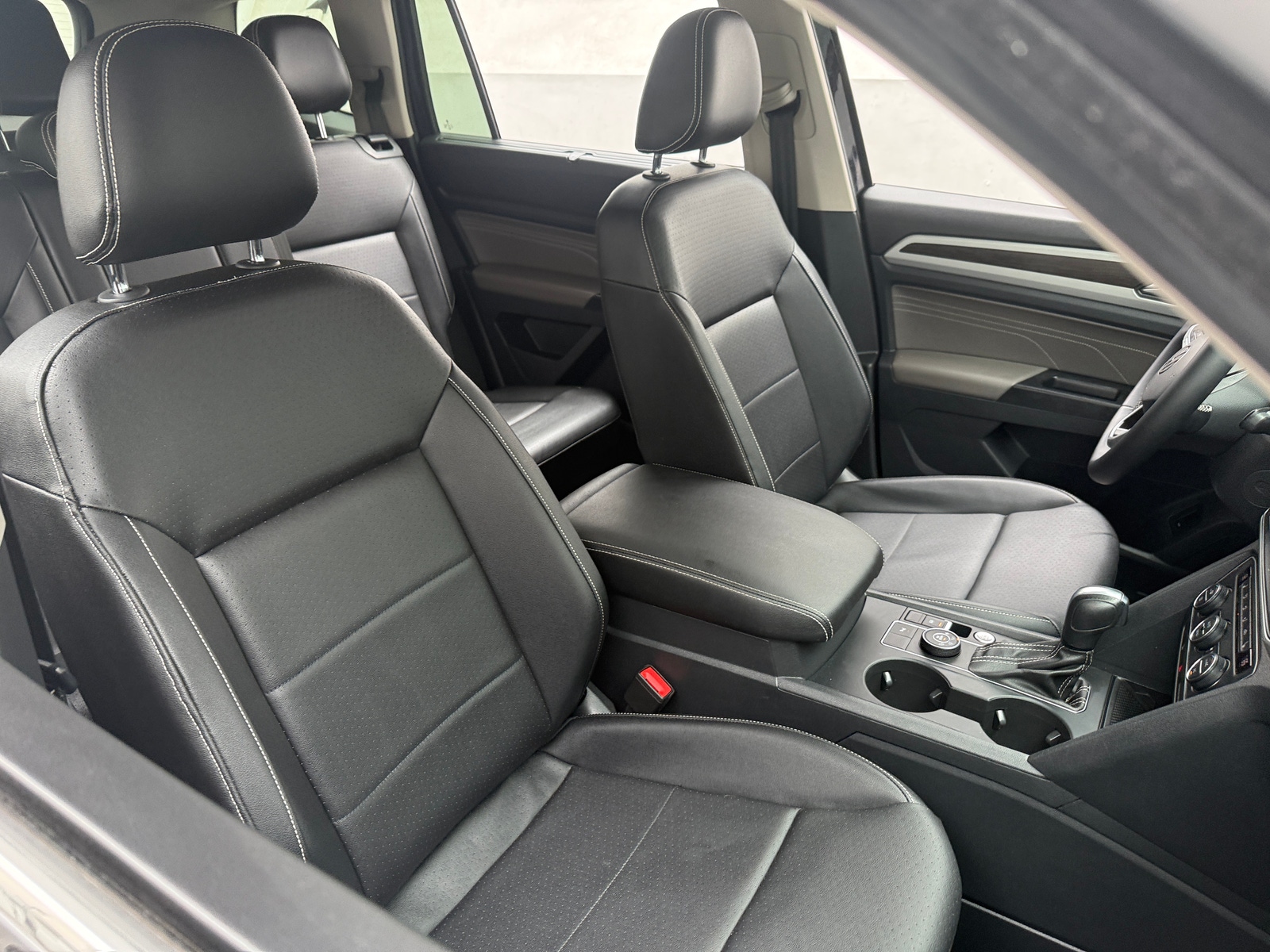 Thumbnail: 2021 Volkswagen Atlas - 2