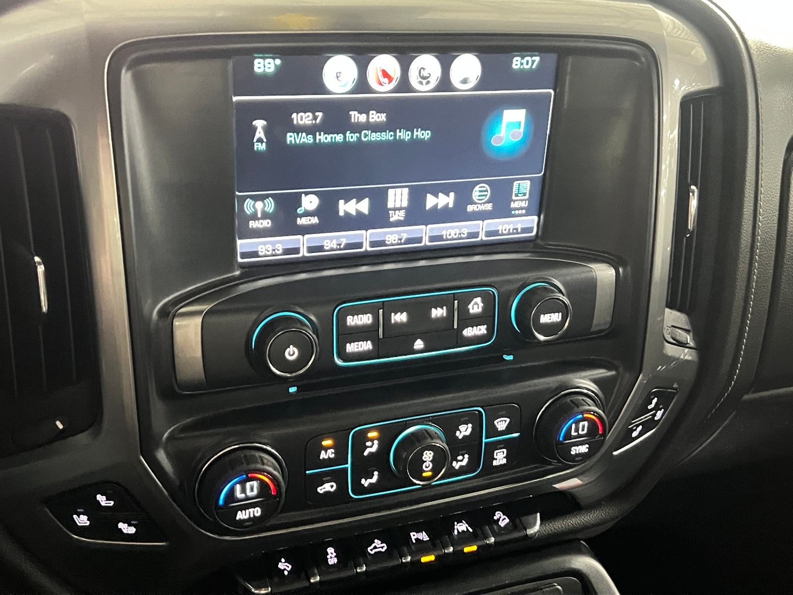 Thumbnail: 2016 Chevrolet Silverado 1500 - 3