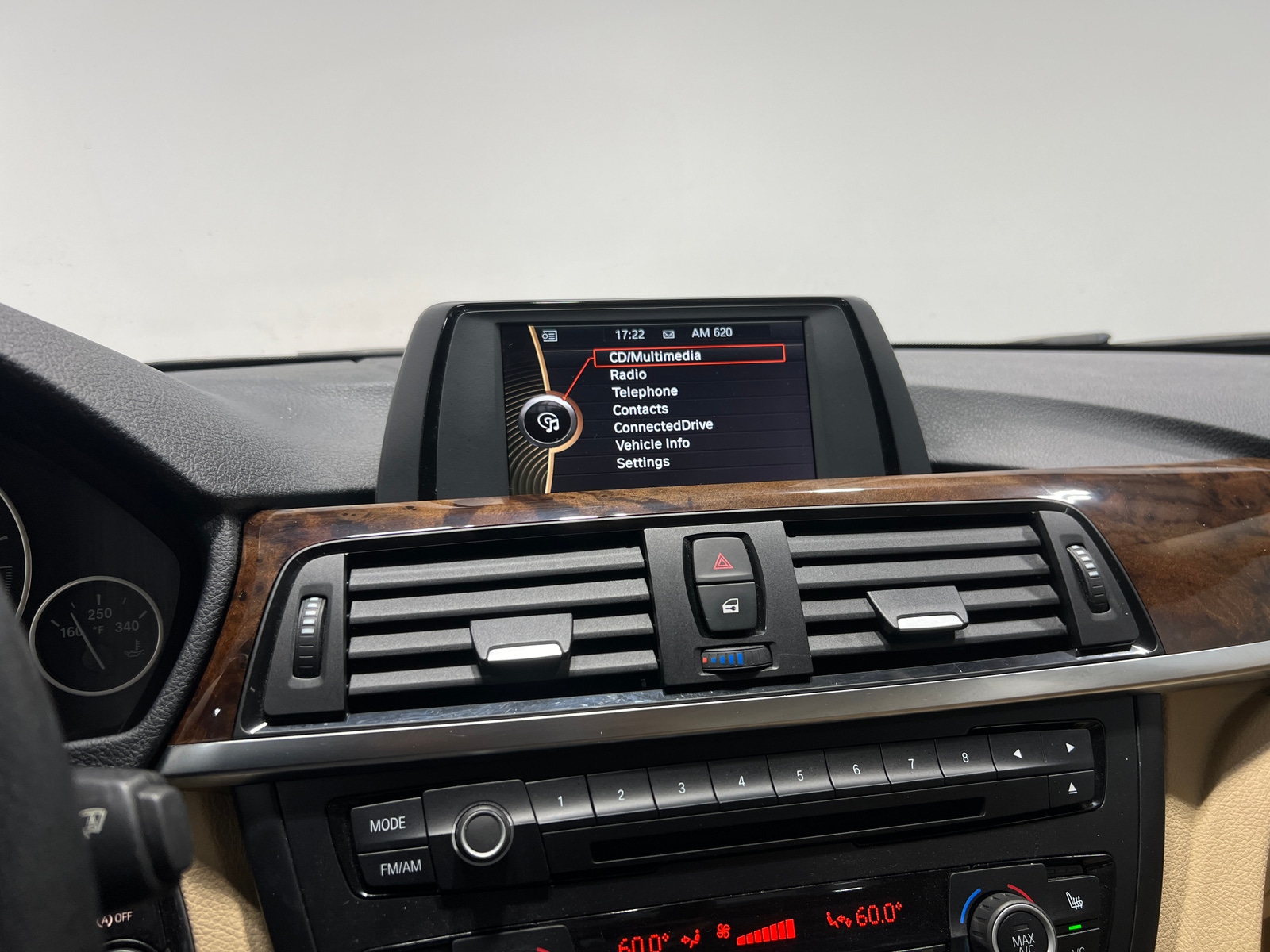 Thumbnail: 2014 BMW 3 Series - 4