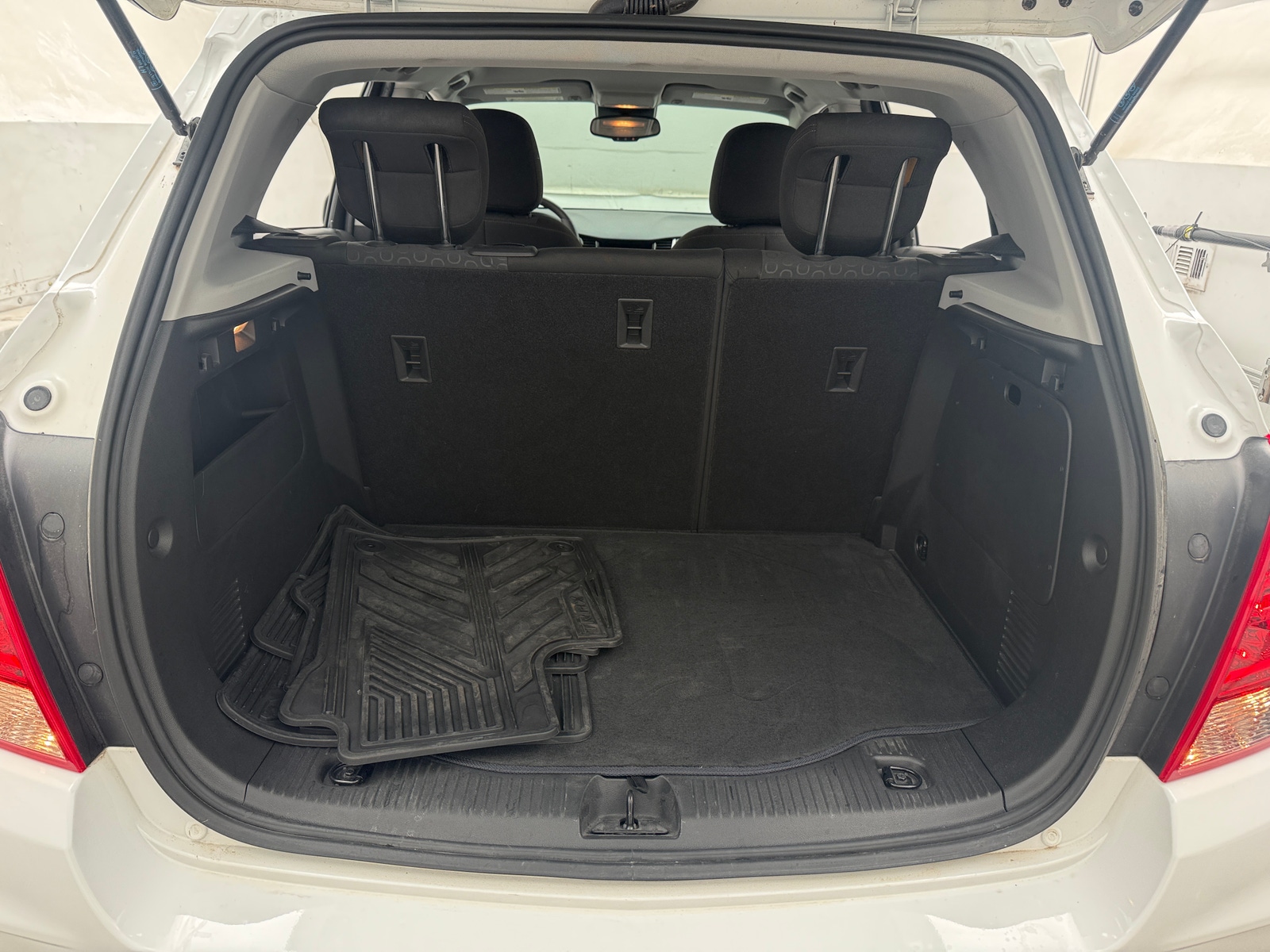 Thumbnail: 2020 Chevrolet Trax - 7