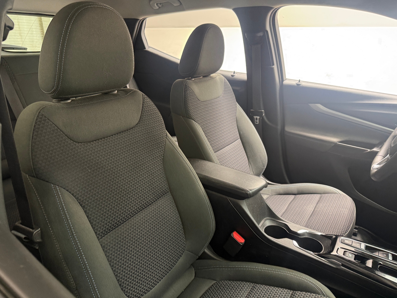 Thumbnail: 2023 Chevrolet Bolt EUV - 2