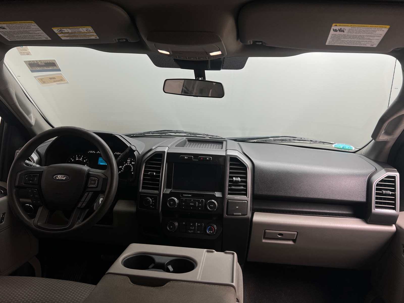 Thumbnail: 2019 Ford Econoline - 3