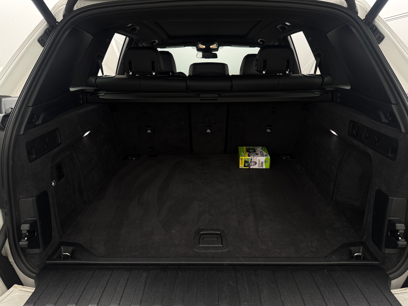 Thumbnail: 2026 BMW X5 - 6