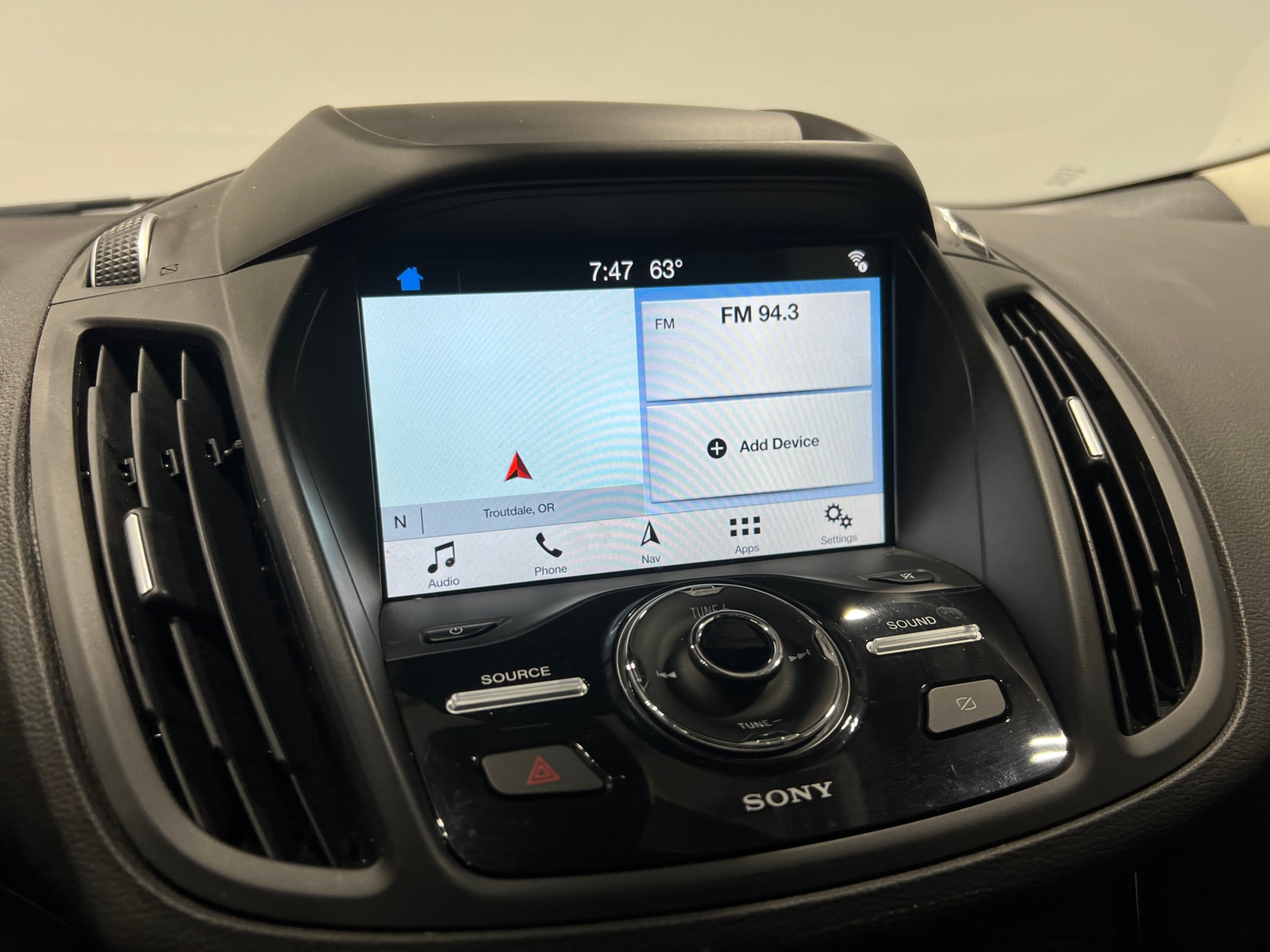 Thumbnail: 2019 Ford Escape - 3