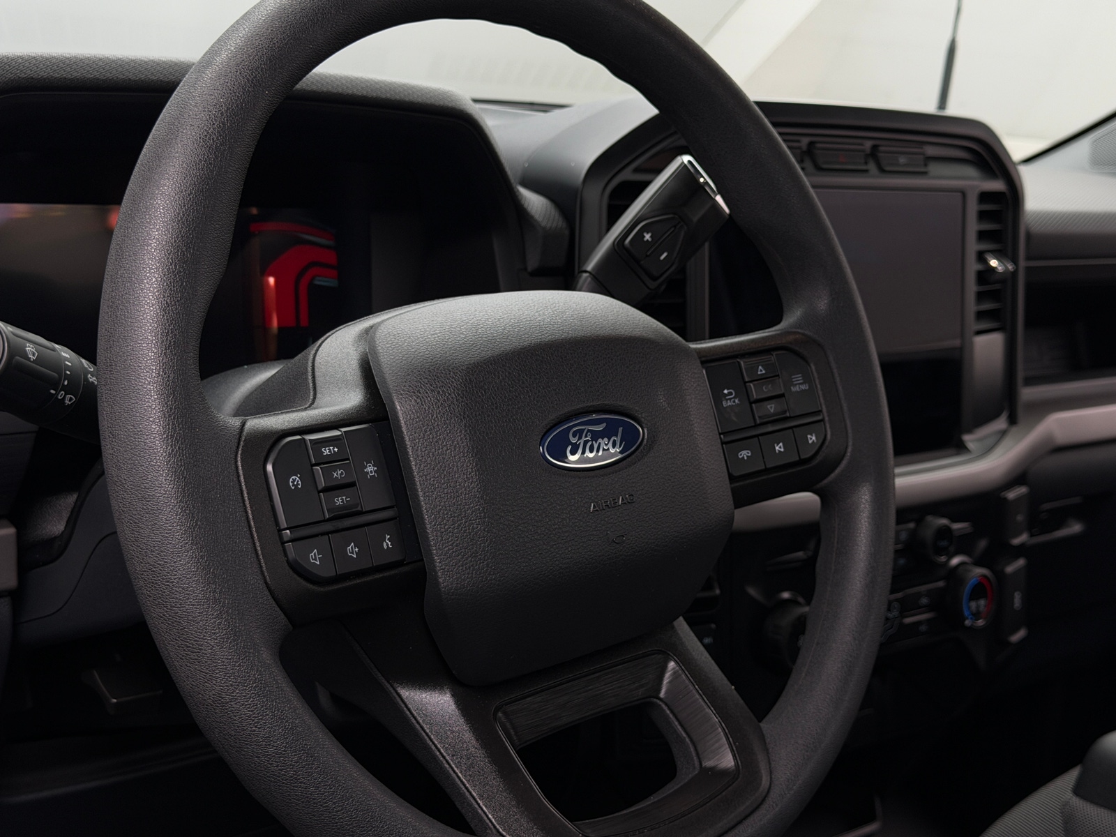 Thumbnail: 2024 Ford Econoline - 4