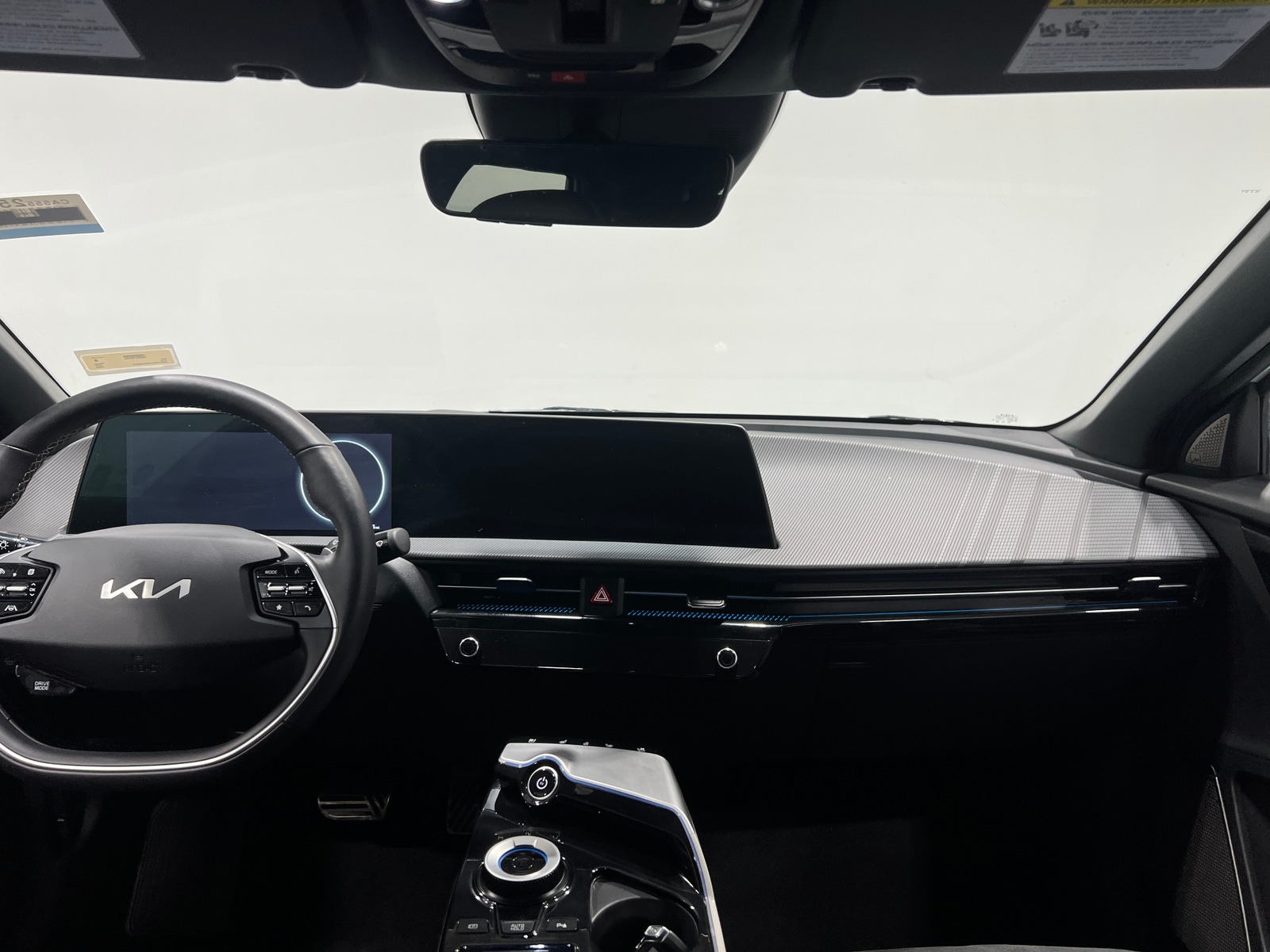 Thumbnail: 2024 Kia EV6 - 2