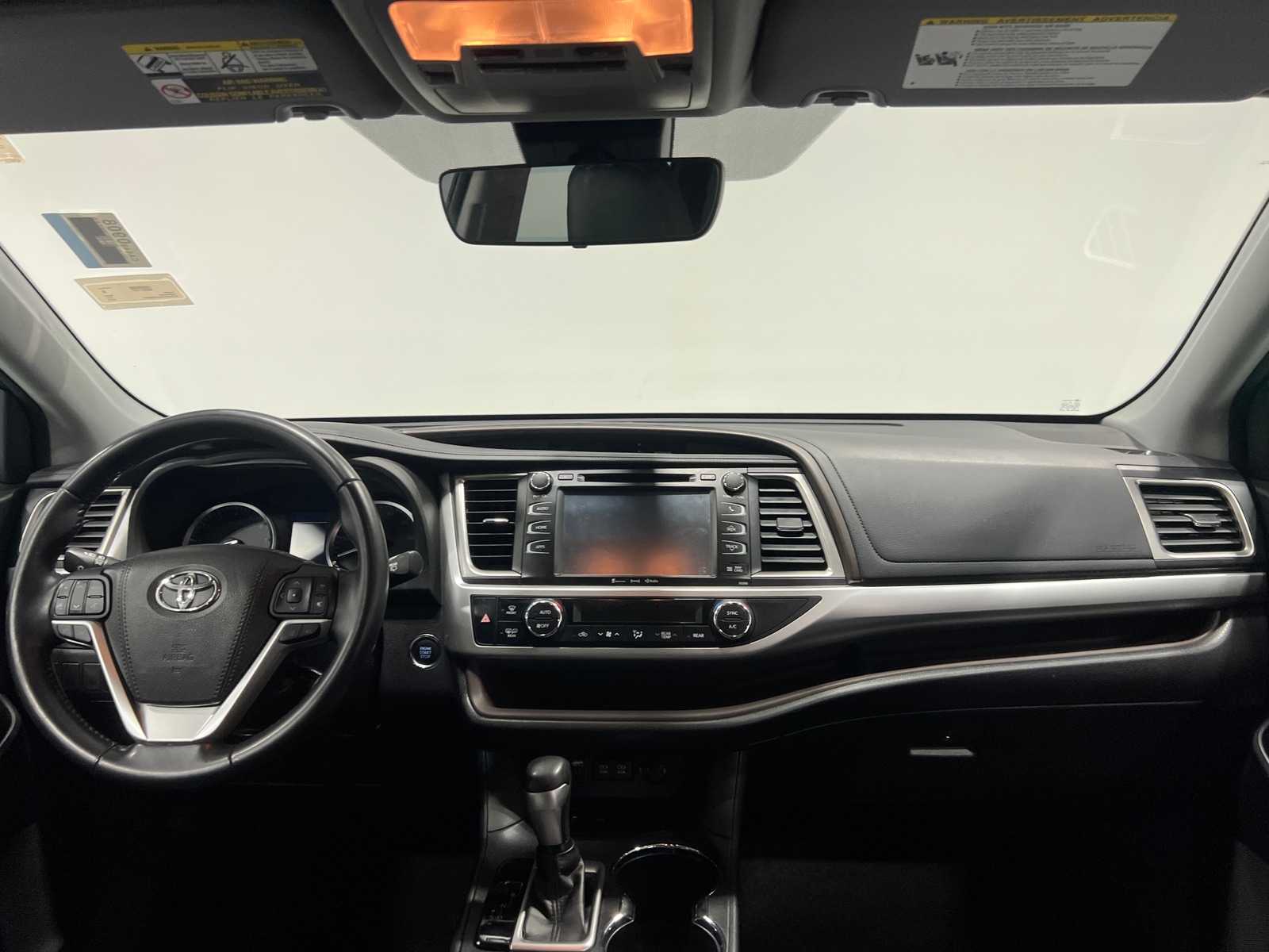 Thumbnail: 2018 Toyota Highlander - 2