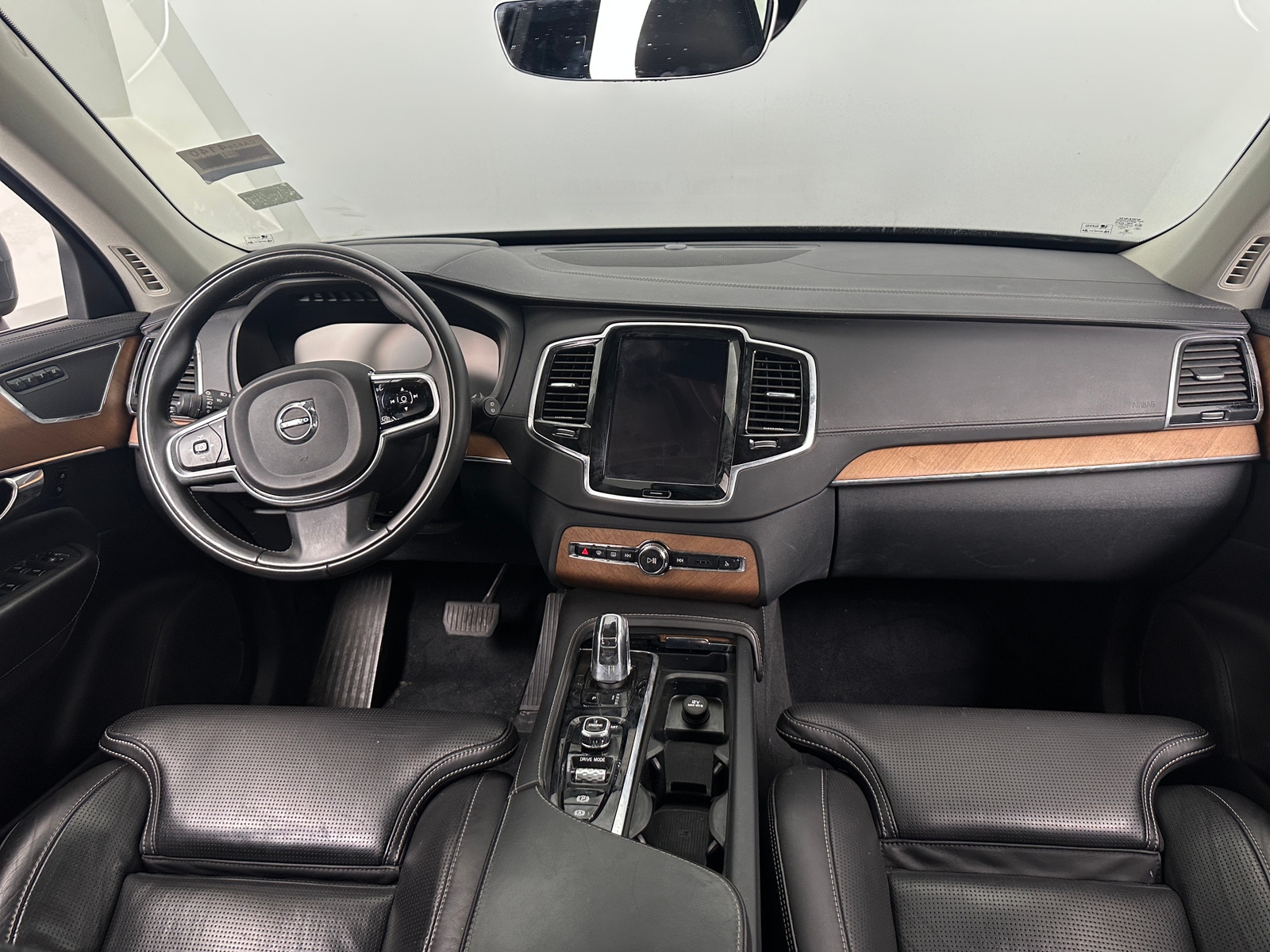 Thumbnail: 2016 Volvo XC90 - 2