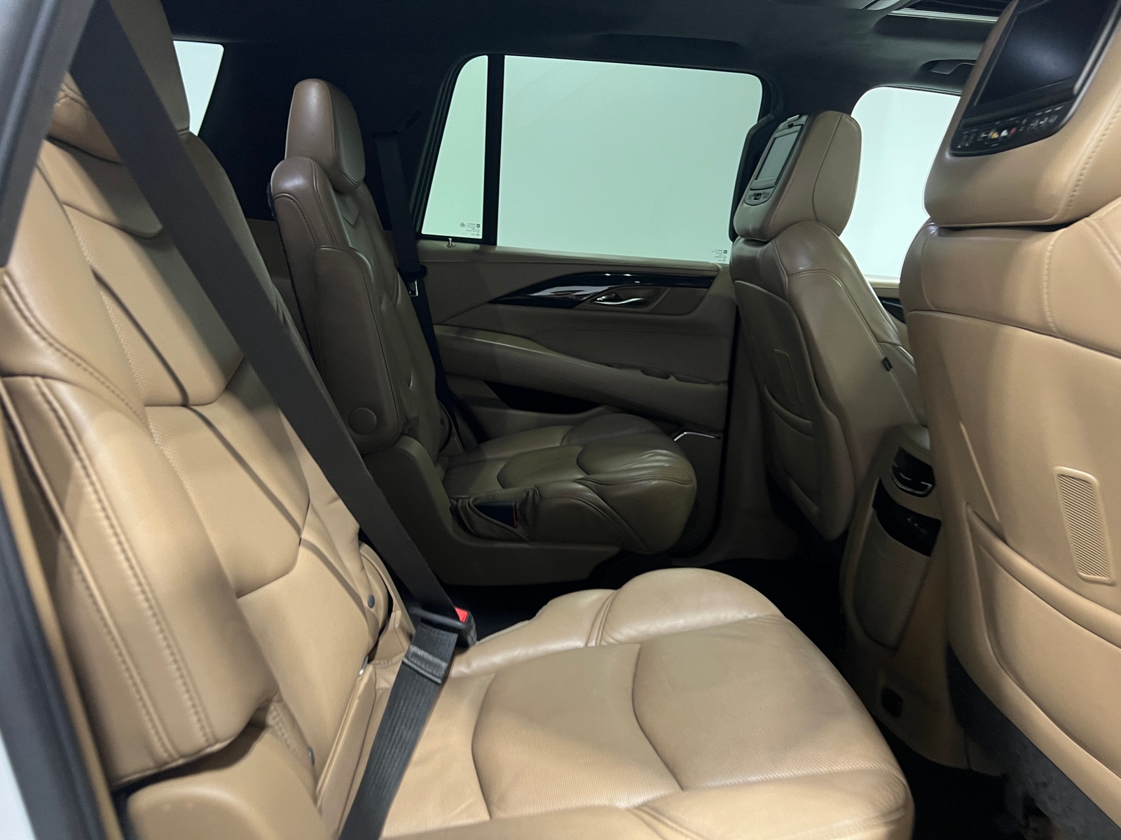 Thumbnail: 2018 Cadillac Escalade - 5