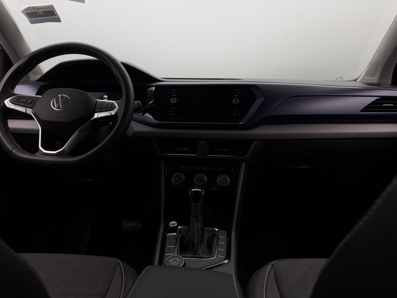 Thumbnail: 2023 Volkswagen Taos - 2