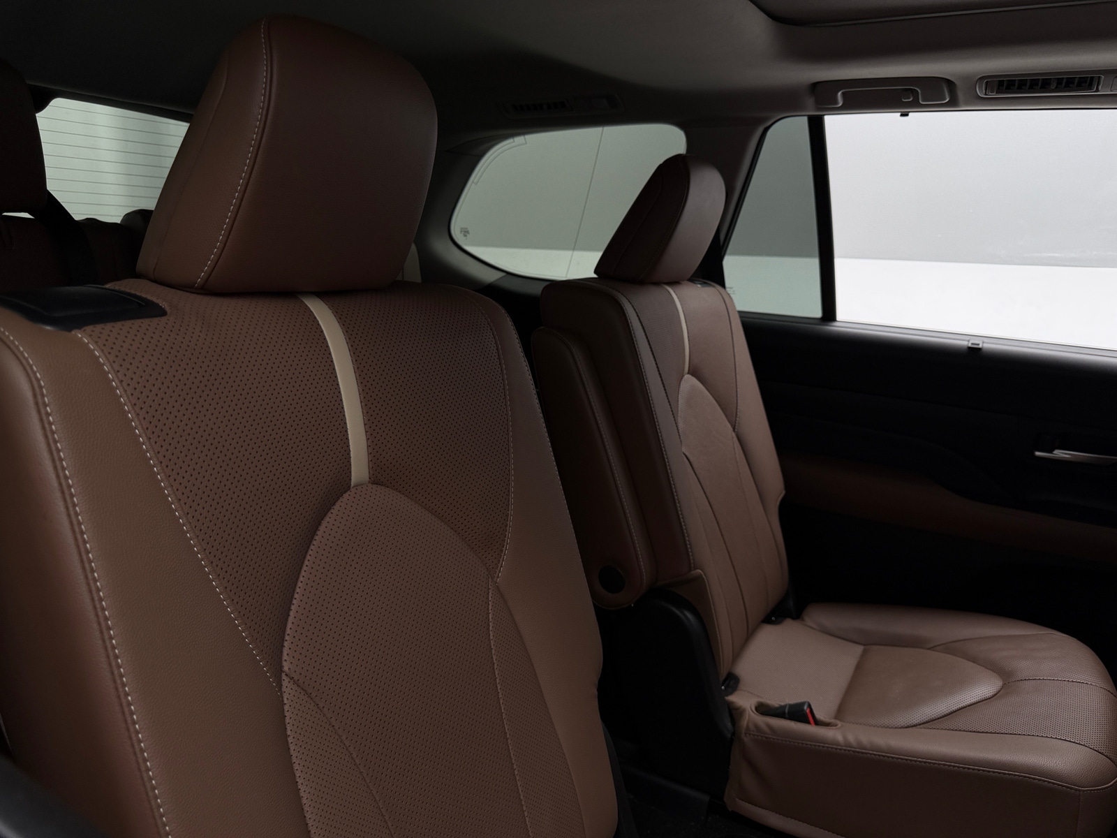 Thumbnail: 2024 Toyota Grand Highlander - 5