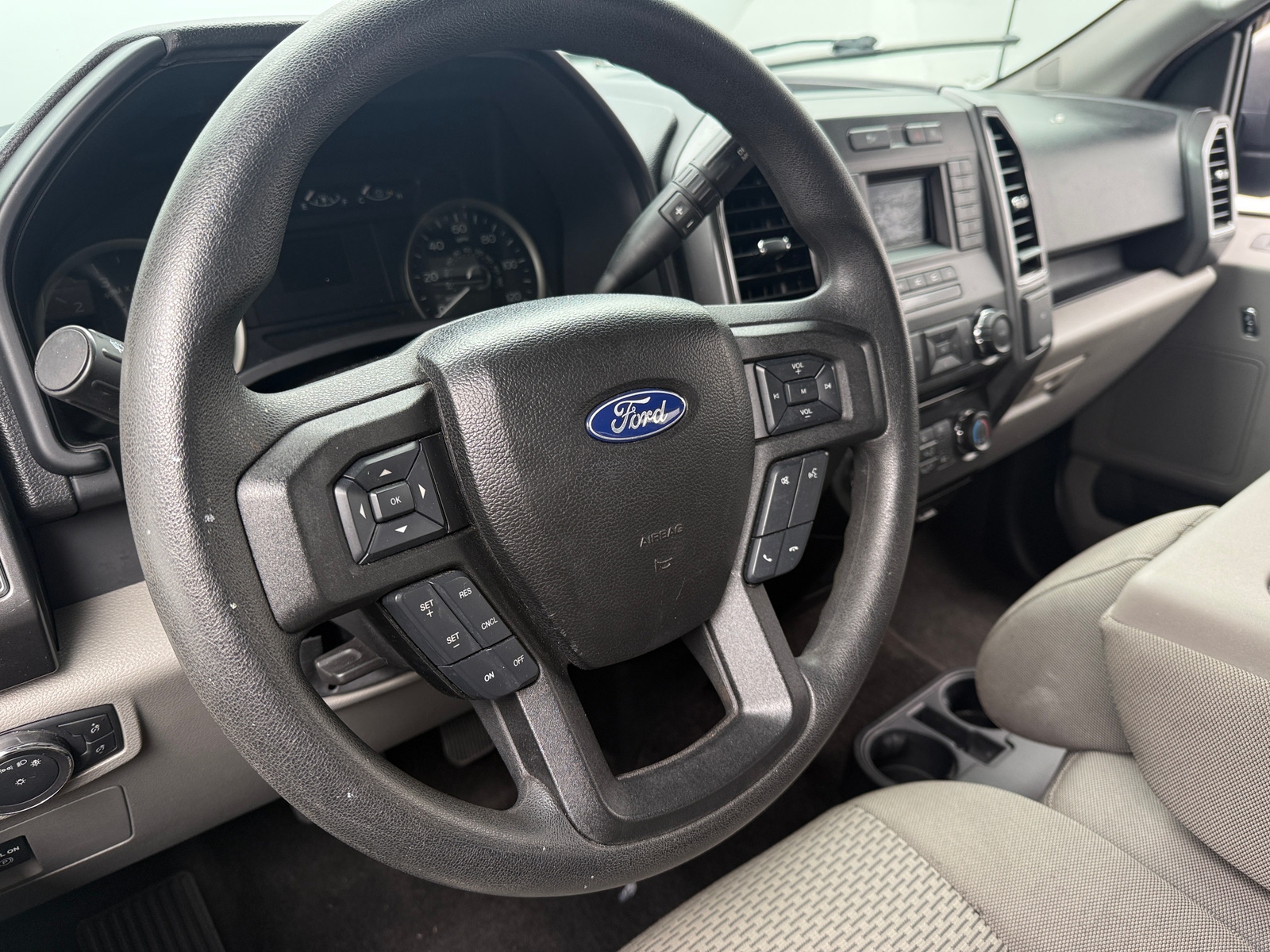 Thumbnail: 2018 Ford Econoline - 5