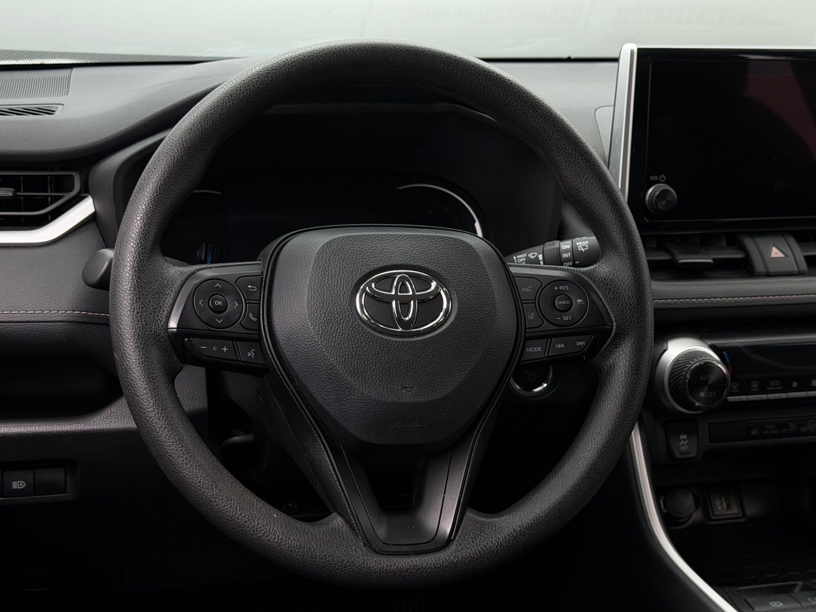 Thumbnail: 2025 Toyota RAV4 - 5