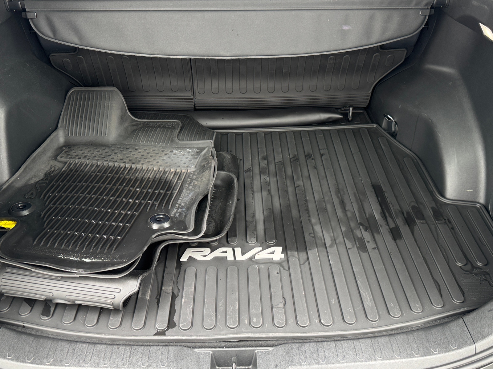 Thumbnail: 2025 Toyota RAV4 - 7