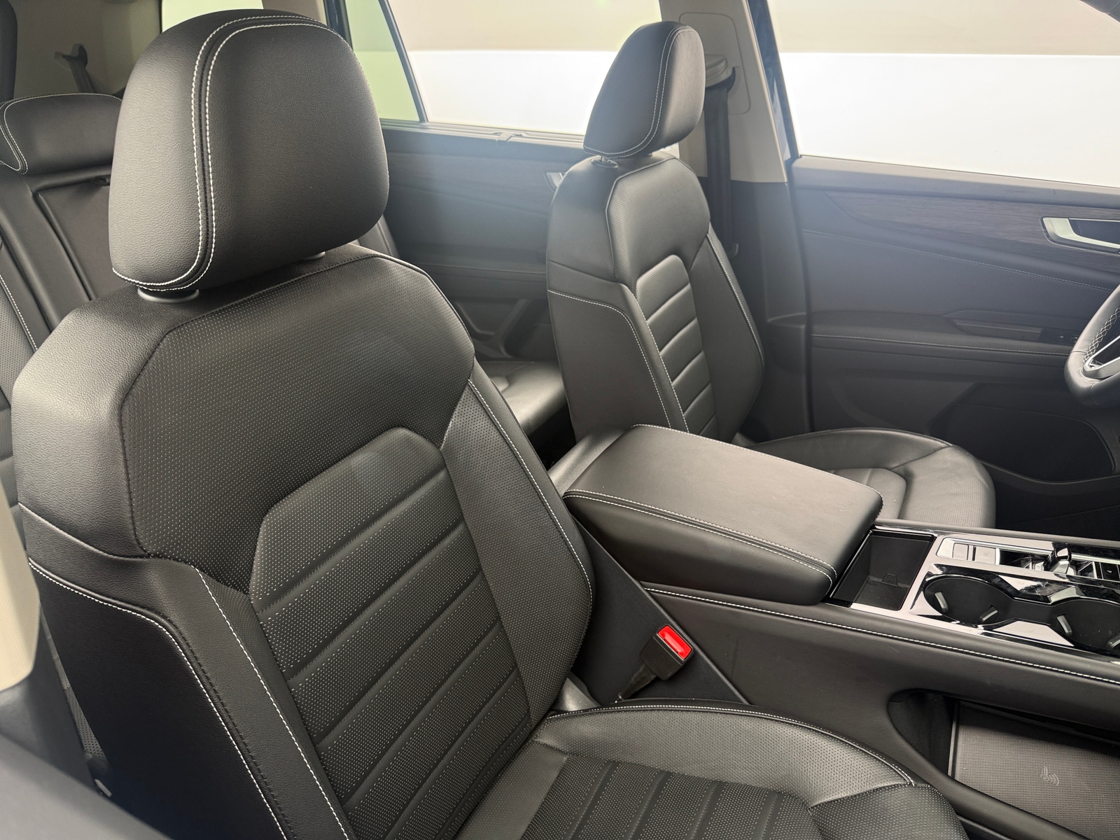Thumbnail: 2025 Volkswagen Atlas - 2