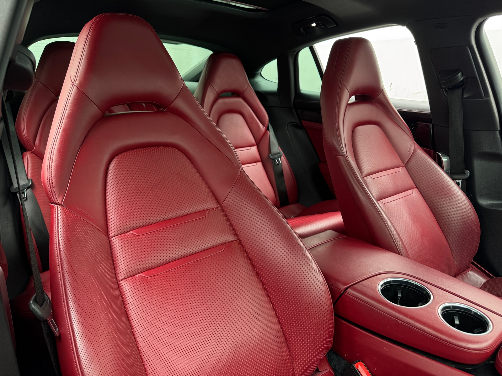 Thumbnail: 2018 Porsche Panamera - 2